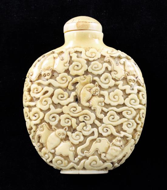 A rare Chinese ivory five bats snuff bottle, 1800-1900, Richards no. 421, matched stopper